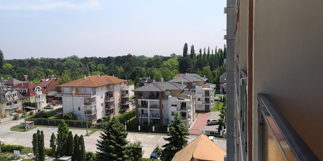 שיופוק Surman Apartmanok מראה חיצוני תמונה