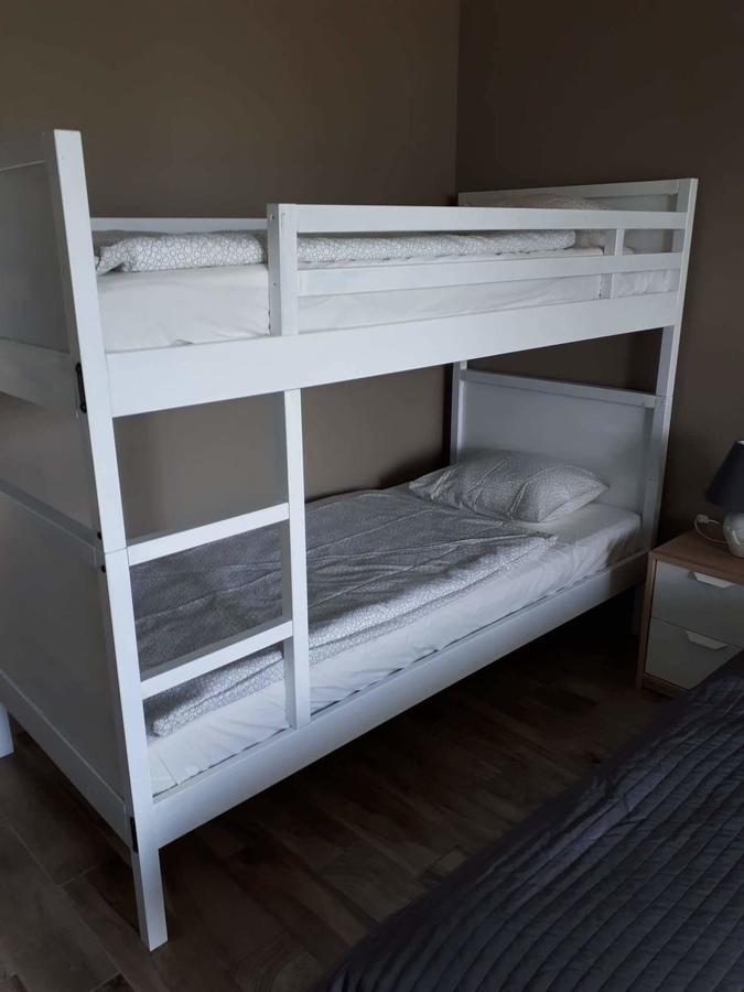 שיופוק Surman Apartmanok מראה חיצוני תמונה